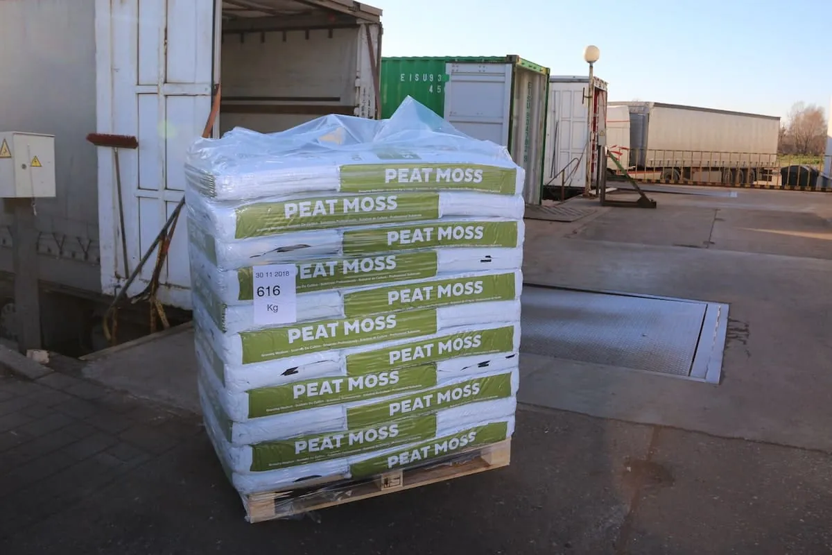 Paleta pytlů SOLVIKA PEAT MOSS o objemu 70 L